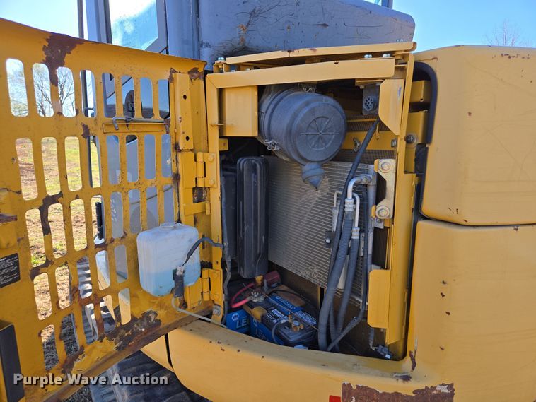 image for item DP6232 2010 John Deere 85D mini excavator