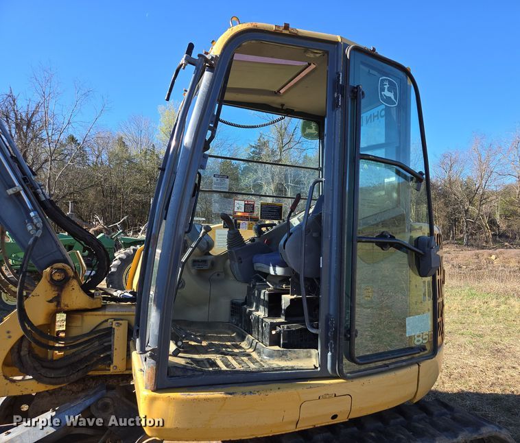 image for item DP6232 2010 John Deere 85D mini excavator