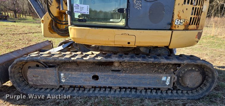 image for item DP6232 2010 John Deere 85D mini excavator