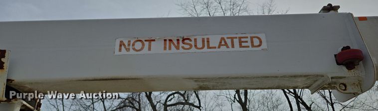 image for item DP6238 2005 Ford F450 Super Duty bucket truck