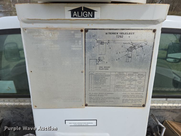 image for item DP6238 2005 Ford F450 Super Duty bucket truck