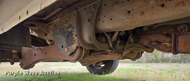 image for item DP6238 2005 Ford F450 Super Duty bucket truck