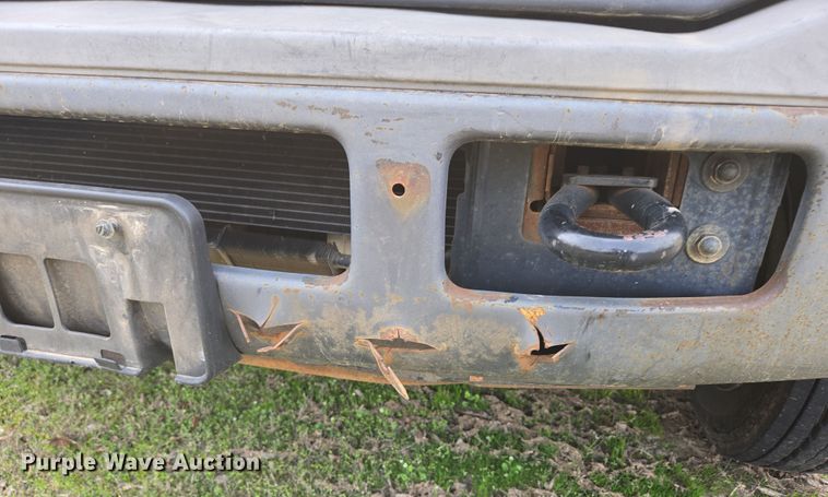 image for item DP6238 2005 Ford F450 Super Duty bucket truck