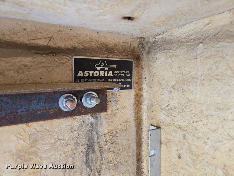 image for item DP6238 2005 Ford F450 Super Duty bucket truck