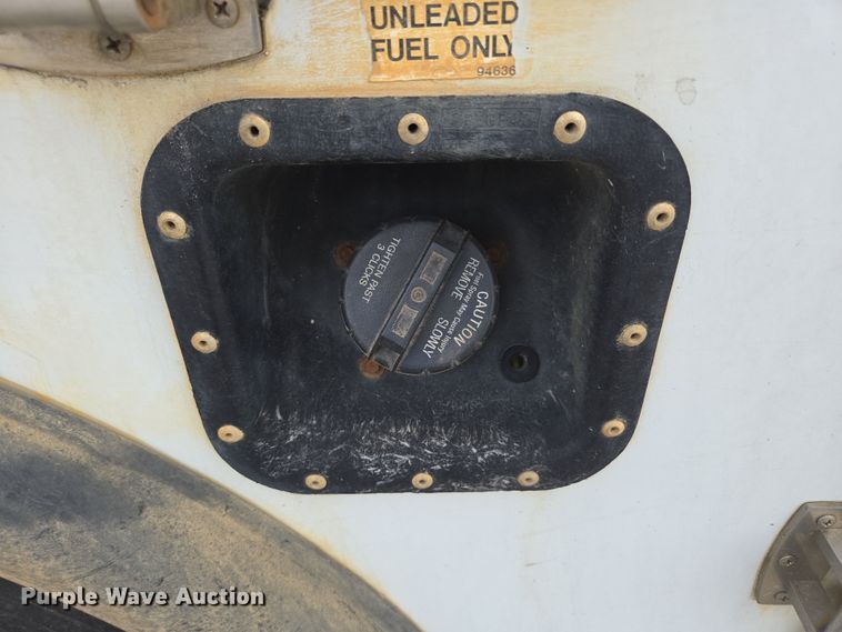 image for item DP6238 2005 Ford F450 Super Duty bucket truck