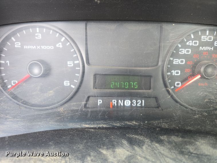 image for item DP6238 2005 Ford F450 Super Duty bucket truck