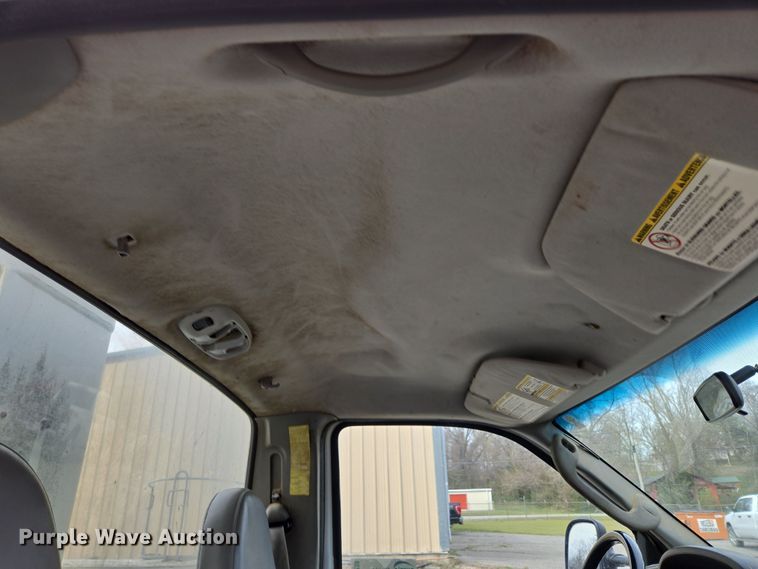 image for item DP6238 2005 Ford F450 Super Duty bucket truck