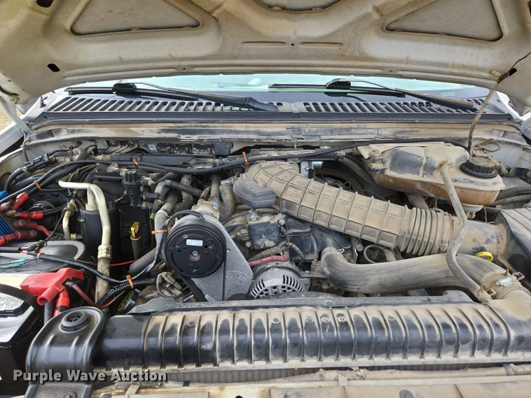 image for item DP6238 2005 Ford F450 Super Duty bucket truck