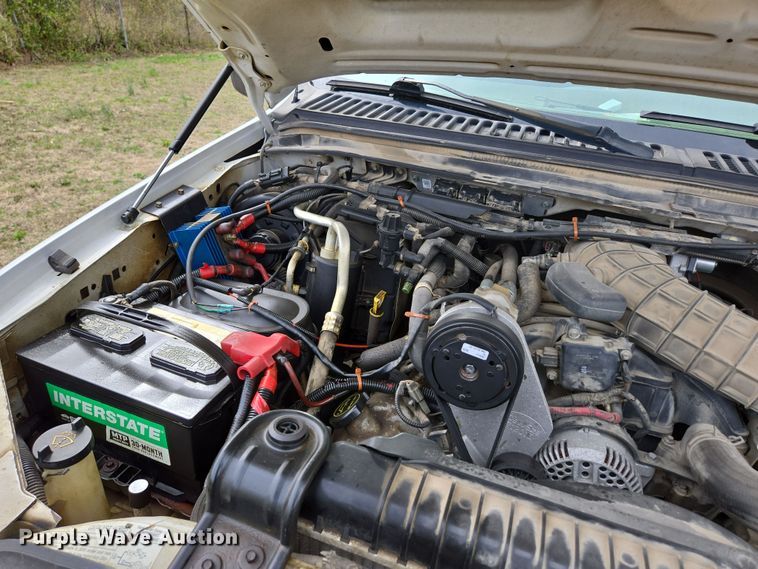 image for item DP6238 2005 Ford F450 Super Duty bucket truck