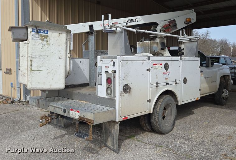 image for item DP6239 2017 Chevrolet Silverado 3500HD bucket truck