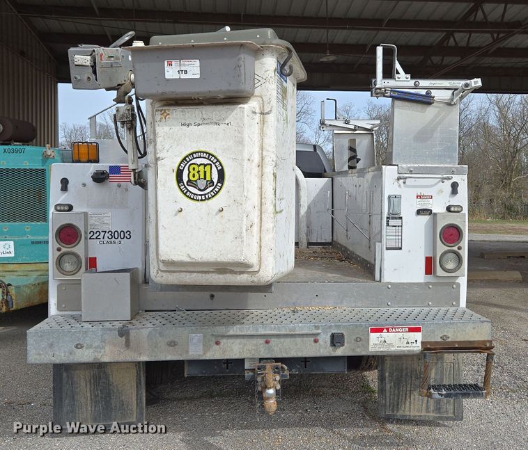 image for item DP6239 2017 Chevrolet Silverado 3500HD bucket truck
