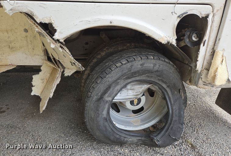 image for item DP6239 2017 Chevrolet Silverado 3500HD bucket truck