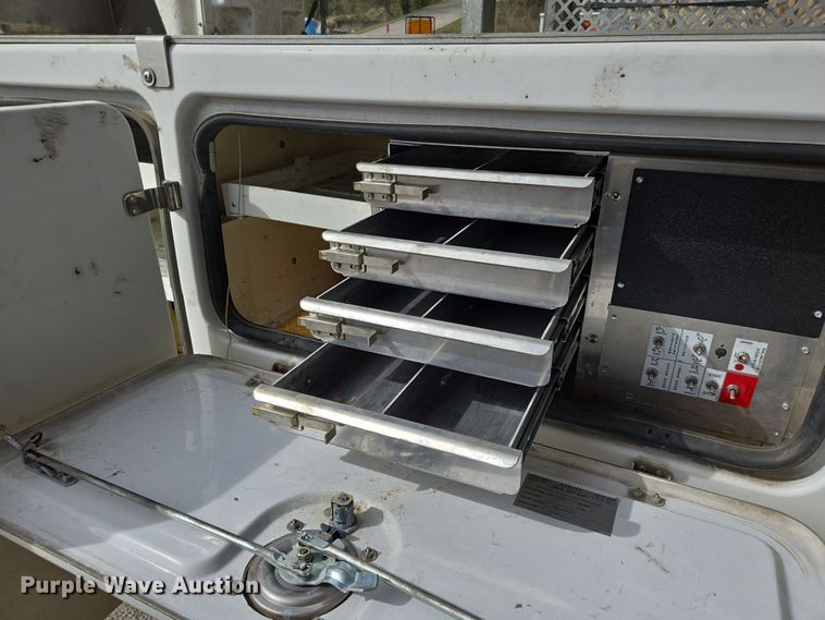 image for item DP6239 2017 Chevrolet Silverado 3500HD bucket truck