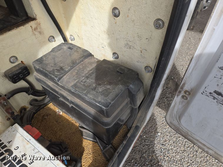 image for item DP6239 2017 Chevrolet Silverado 3500HD bucket truck