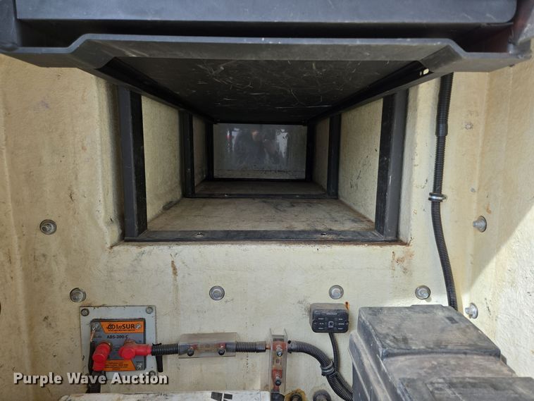 image for item DP6239 2017 Chevrolet Silverado 3500HD bucket truck