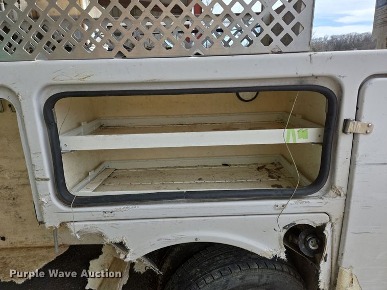 image for item DP6239 2017 Chevrolet Silverado 3500HD bucket truck