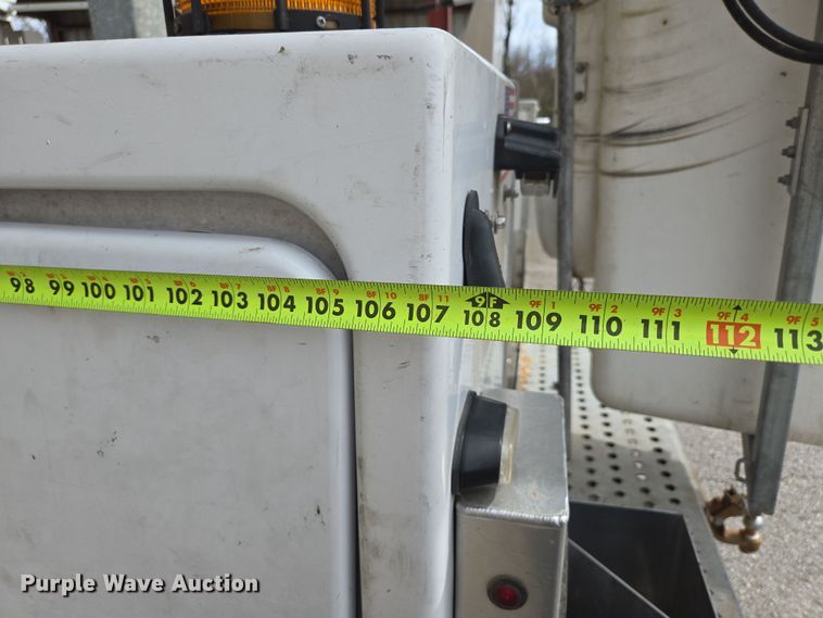 image for item DP6239 2017 Chevrolet Silverado 3500HD bucket truck