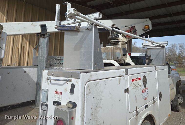 image for item DP6239 2017 Chevrolet Silverado 3500HD bucket truck