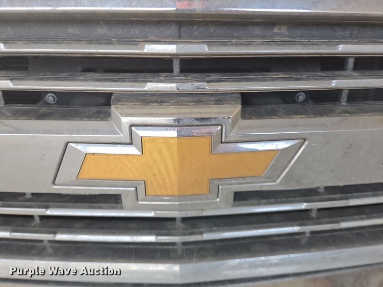 image for item DP6239 2017 Chevrolet Silverado 3500HD bucket truck