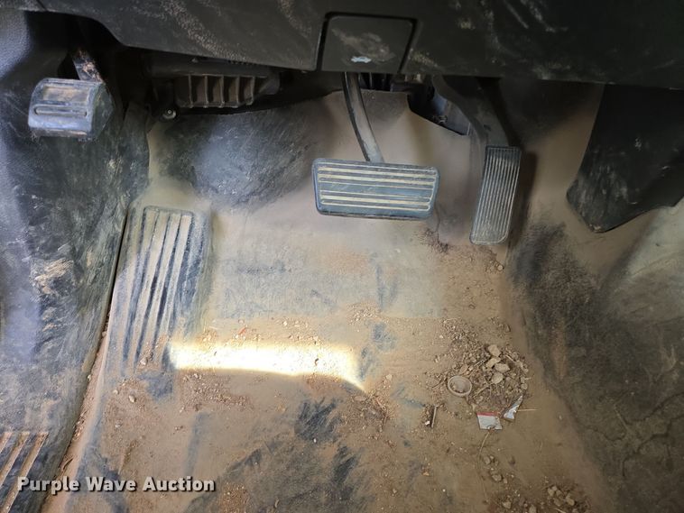 image for item DP6239 2017 Chevrolet Silverado 3500HD bucket truck