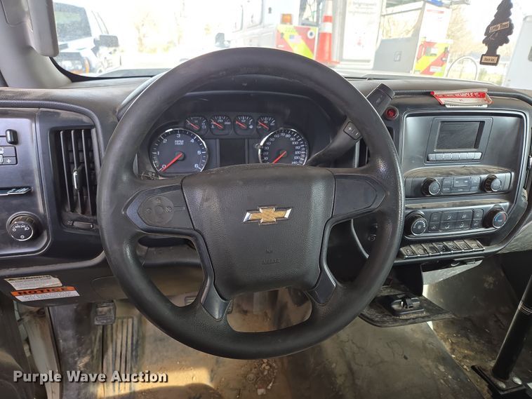 image for item DP6239 2017 Chevrolet Silverado 3500HD bucket truck