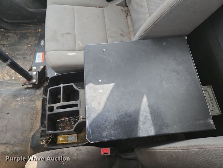 image for item DP6239 2017 Chevrolet Silverado 3500HD bucket truck