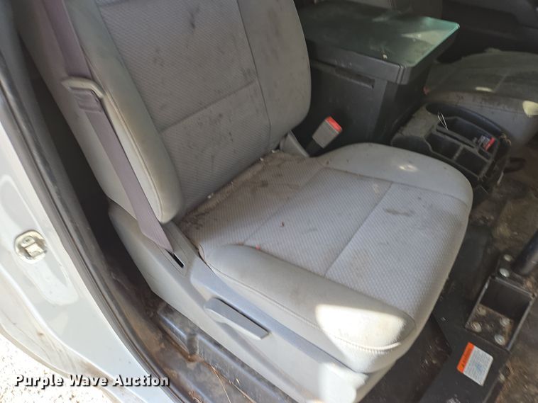 image for item DP6239 2017 Chevrolet Silverado 3500HD bucket truck