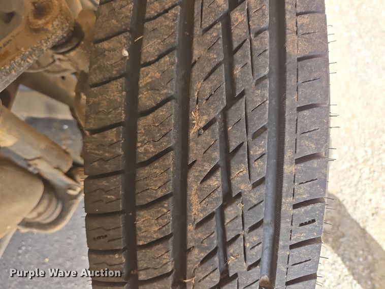 image for item DP6239 2017 Chevrolet Silverado 3500HD bucket truck