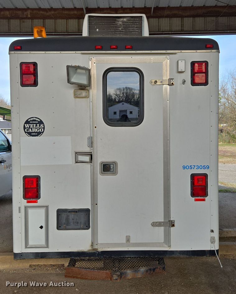 image for item DP6240 1997 Wells Cargo fiber optic splicing trailer