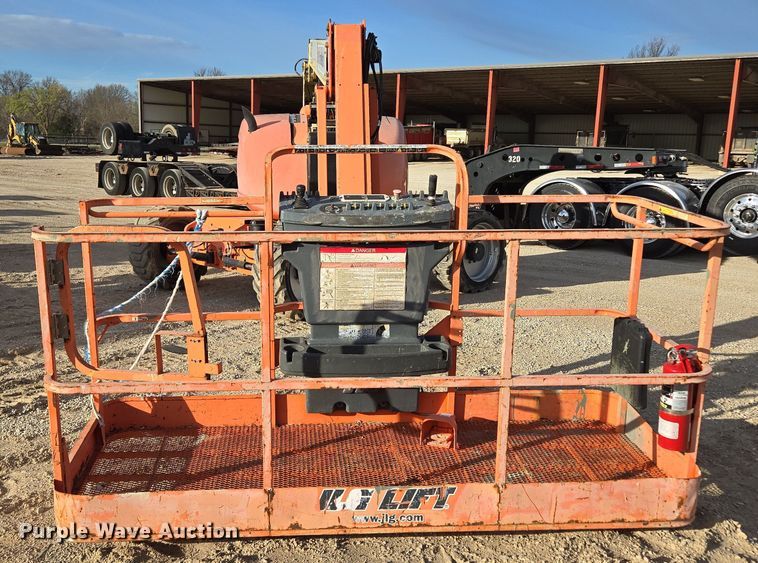 image for item DP6241 2008 JLG 600AJ boom lift
