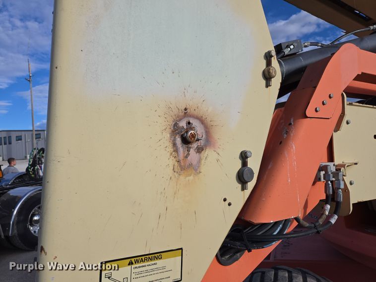 image for item DP6241 2008 JLG 600AJ boom lift