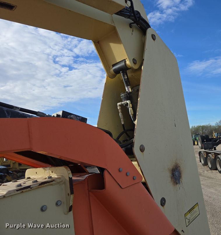 image for item DP6241 2008 JLG 600AJ boom lift
