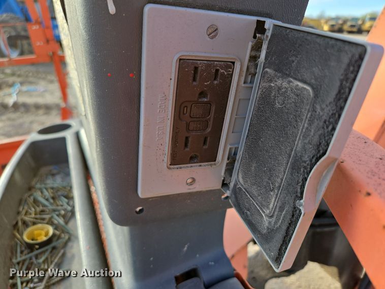 image for item DP6241 2008 JLG 600AJ boom lift