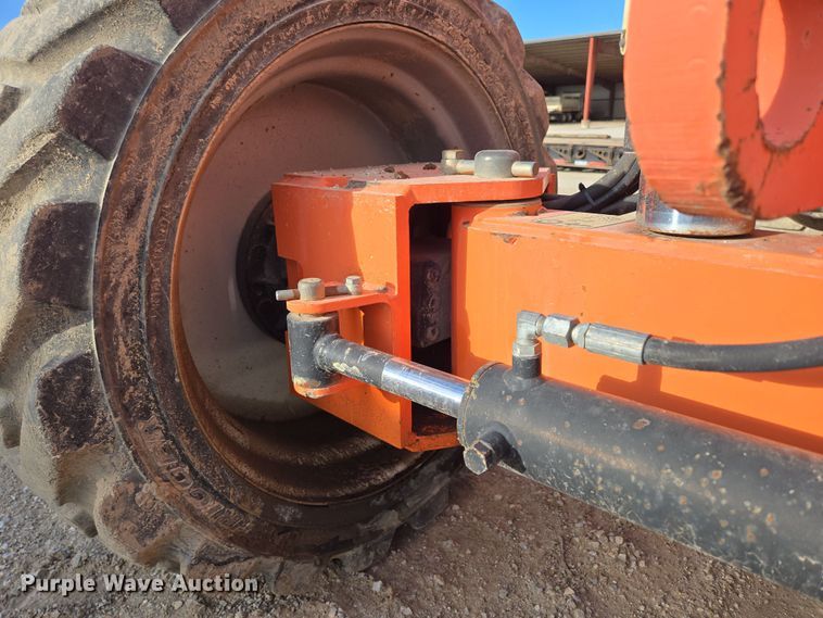 image for item DP6241 2008 JLG 600AJ boom lift