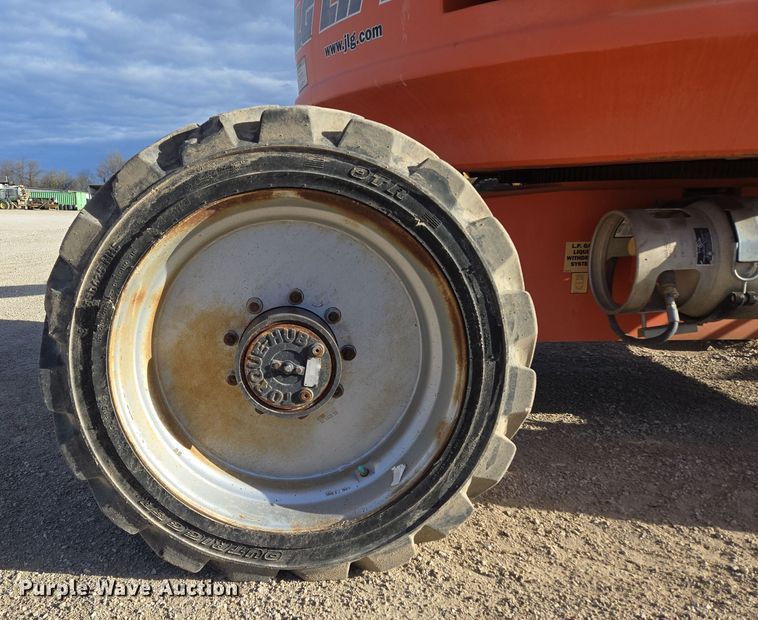 image for item DP6241 2008 JLG 600AJ boom lift