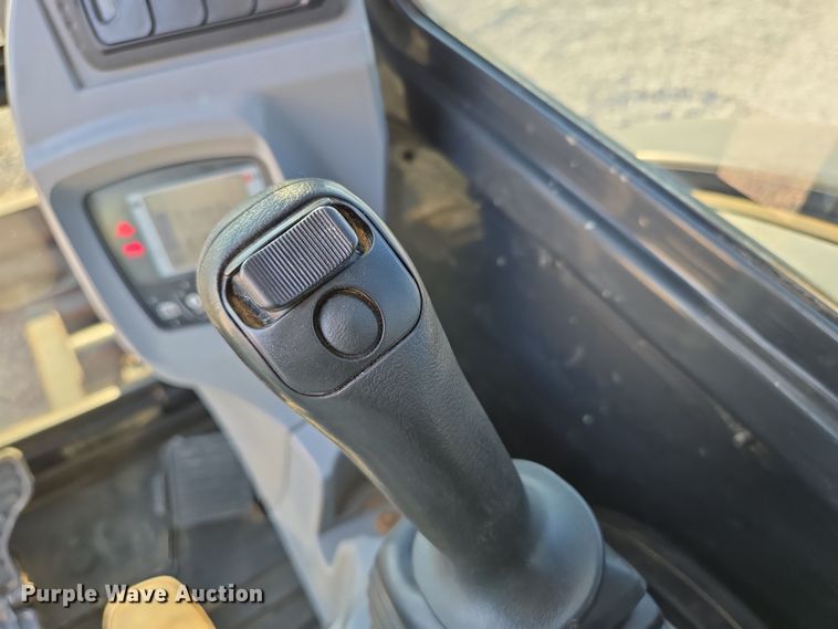 image for item DP6250 2015 Kubota KX040-4 mini excavator