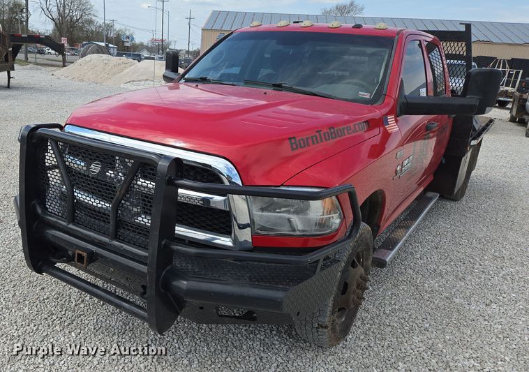 image for item DP6254 2016 Dodge Ram 3500 Crew Cab flatbed pickup truck
