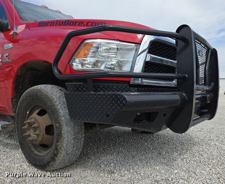 image for item DP6254 2016 Dodge Ram 3500 Crew Cab flatbed pickup truck