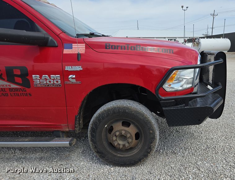 image for item DP6254 2016 Dodge Ram 3500 Crew Cab flatbed pickup truck