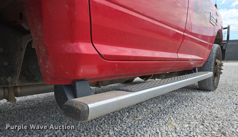 image for item DP6254 2016 Dodge Ram 3500 Crew Cab flatbed pickup truck