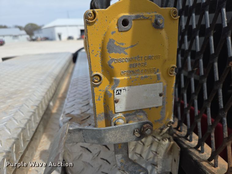 image for item DP6254 2016 Dodge Ram 3500 Crew Cab flatbed pickup truck