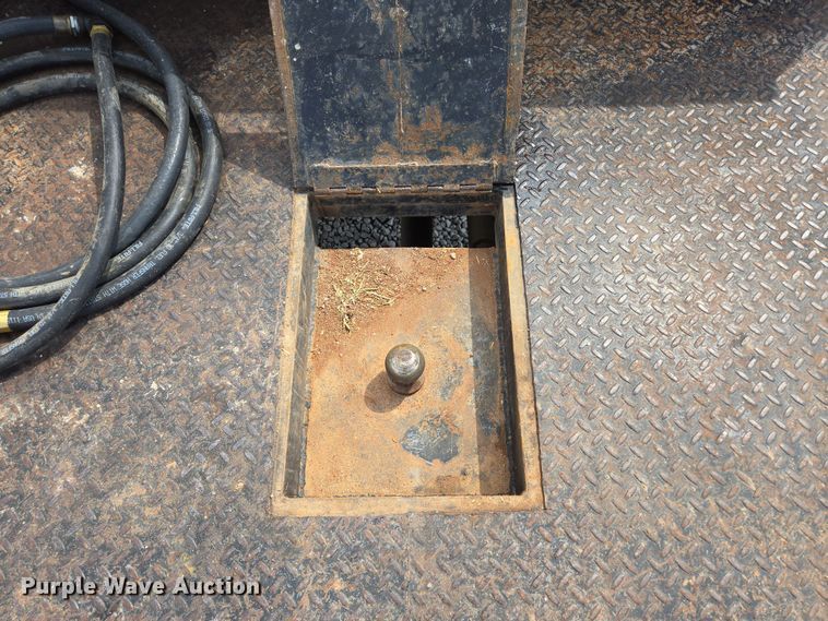 image for item DP6254 2016 Dodge Ram 3500 Crew Cab flatbed pickup truck