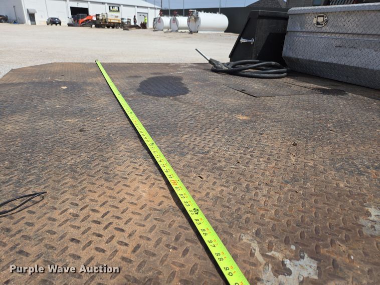 image for item DP6254 2016 Dodge Ram 3500 Crew Cab flatbed pickup truck