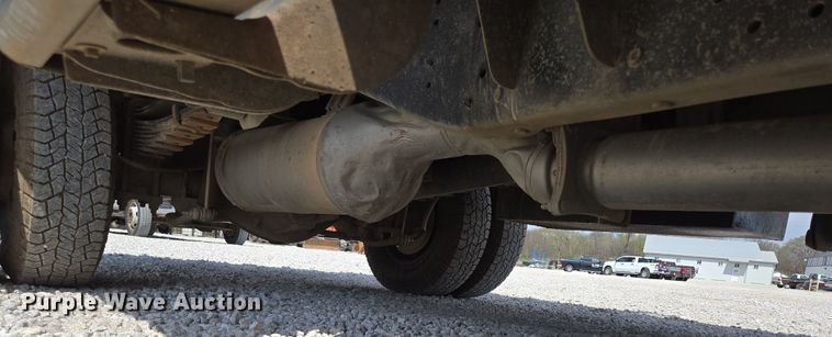 image for item DP6254 2016 Dodge Ram 3500 Crew Cab flatbed pickup truck