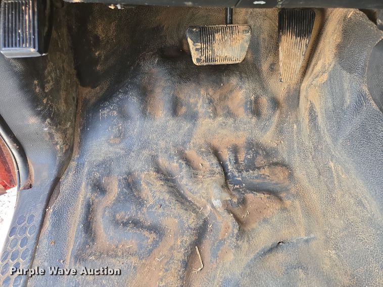 image for item DP6254 2016 Dodge Ram 3500 Crew Cab flatbed pickup truck