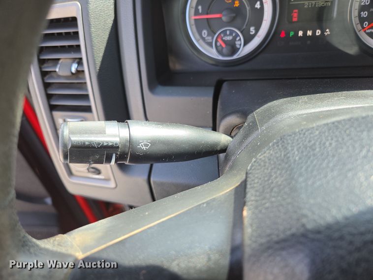 image for item DP6254 2016 Dodge Ram 3500 Crew Cab flatbed pickup truck