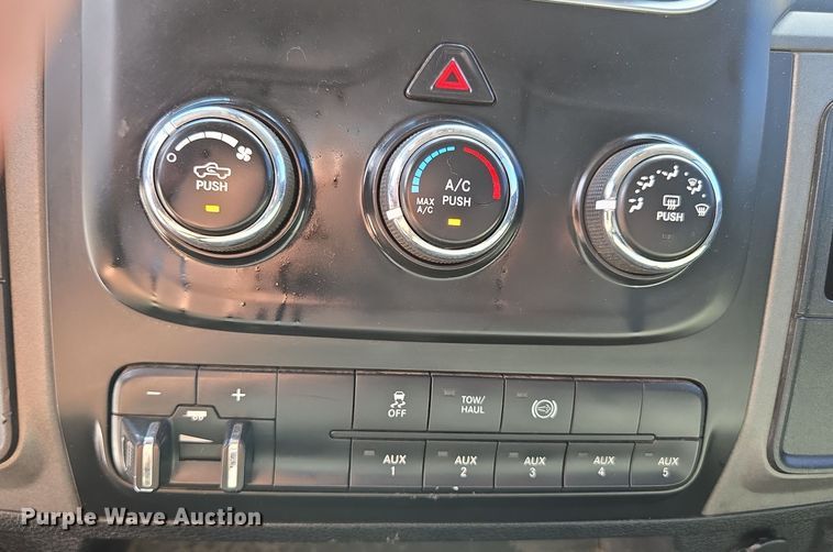 image for item DP6254 2016 Dodge Ram 3500 Crew Cab flatbed pickup truck