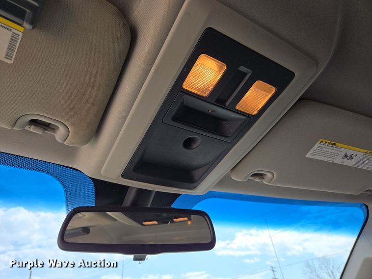 image for item DP6254 2016 Dodge Ram 3500 Crew Cab flatbed pickup truck