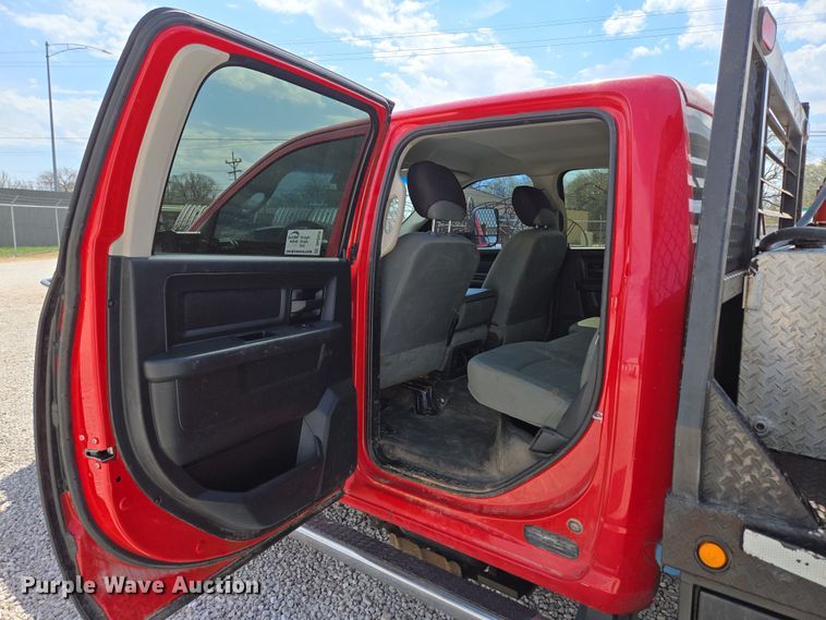 image for item DP6254 2016 Dodge Ram 3500 Crew Cab flatbed pickup truck
