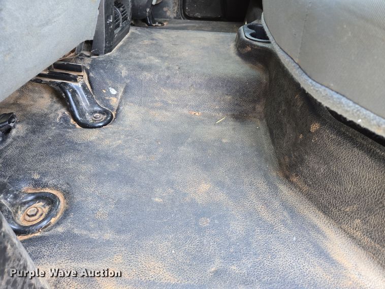 image for item DP6254 2016 Dodge Ram 3500 Crew Cab flatbed pickup truck